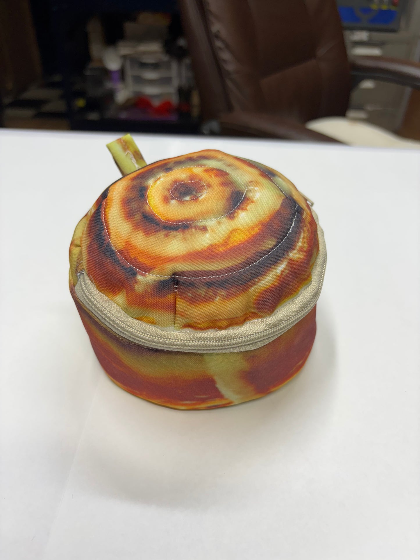 Cinnamon roll small trinket bag